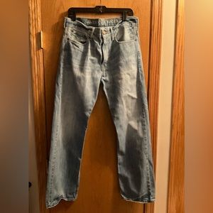 Men’s American Eagle Relaxed Faded Distressed Jeans Denim. Cotton